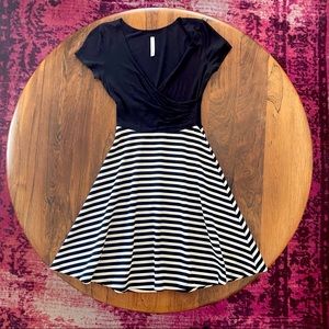 Gilli USA Black White Striped Fit Flare Dress XS
